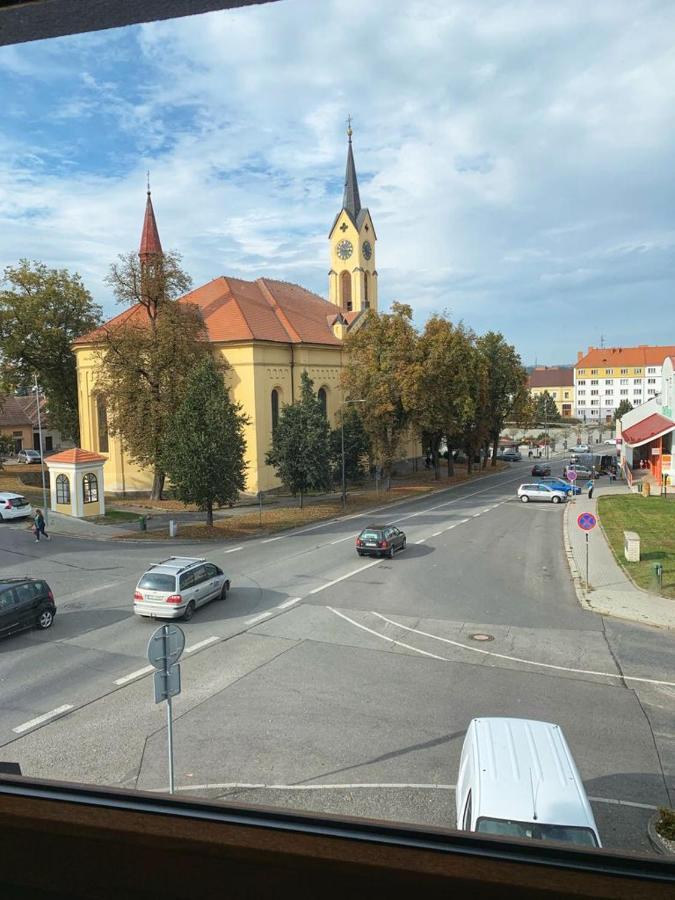 Penzion U Broucka Milevsko ภายนอก รูปภาพ